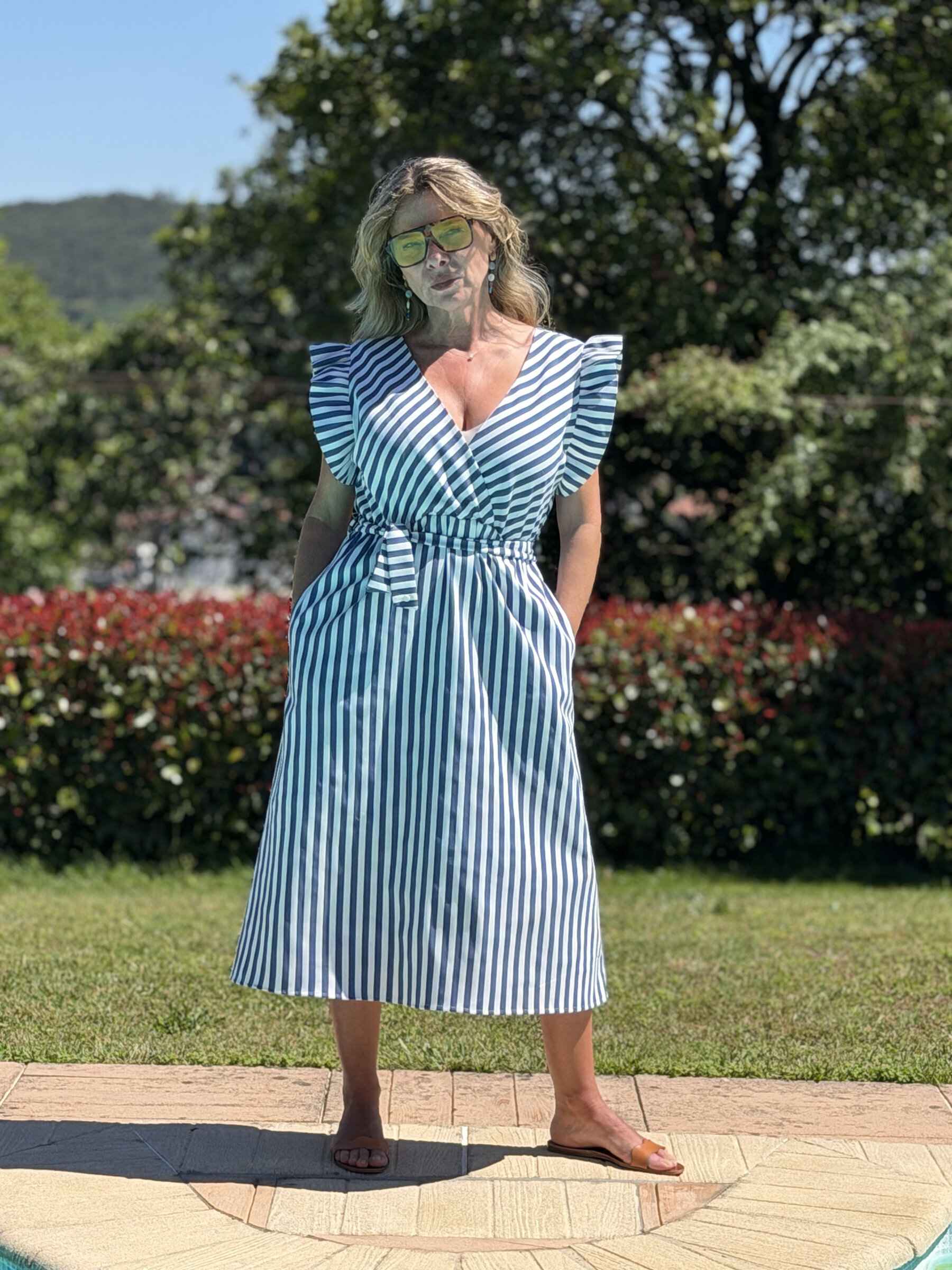 VESTIDO RISCAS