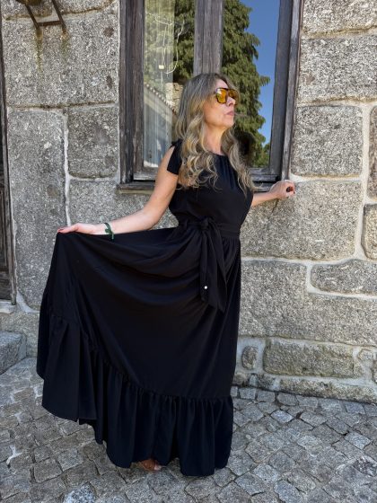 VESTIDO PRETO